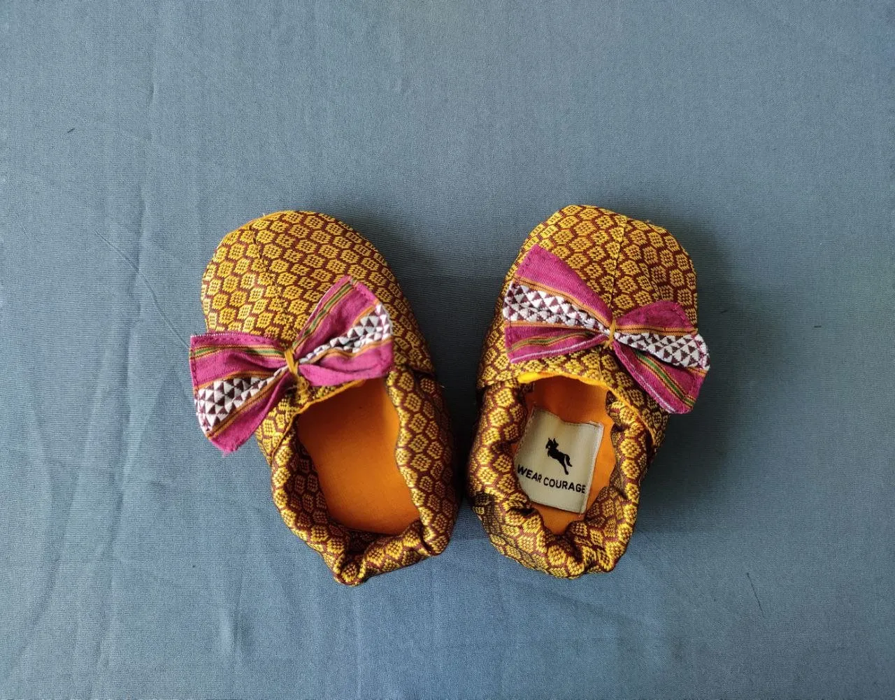 Baby Khunn Fabric Shoes color Gold