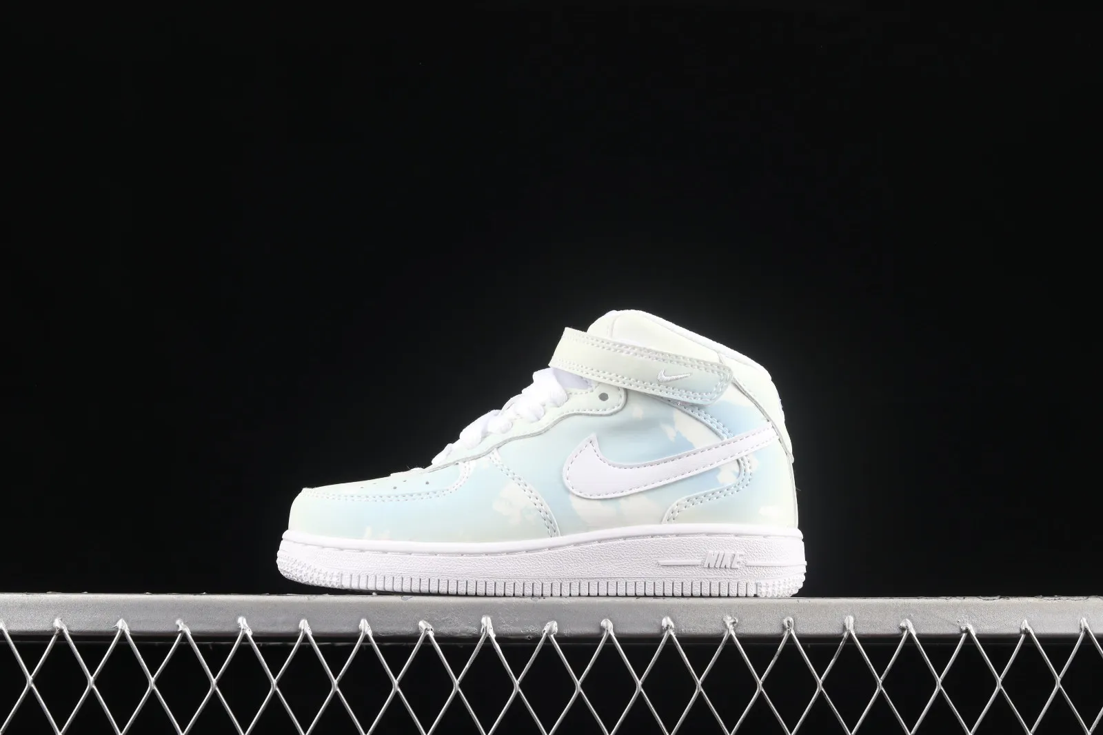 Nike Air Force 1 07 Mid White Blue Little Kids Shoes 314197-400