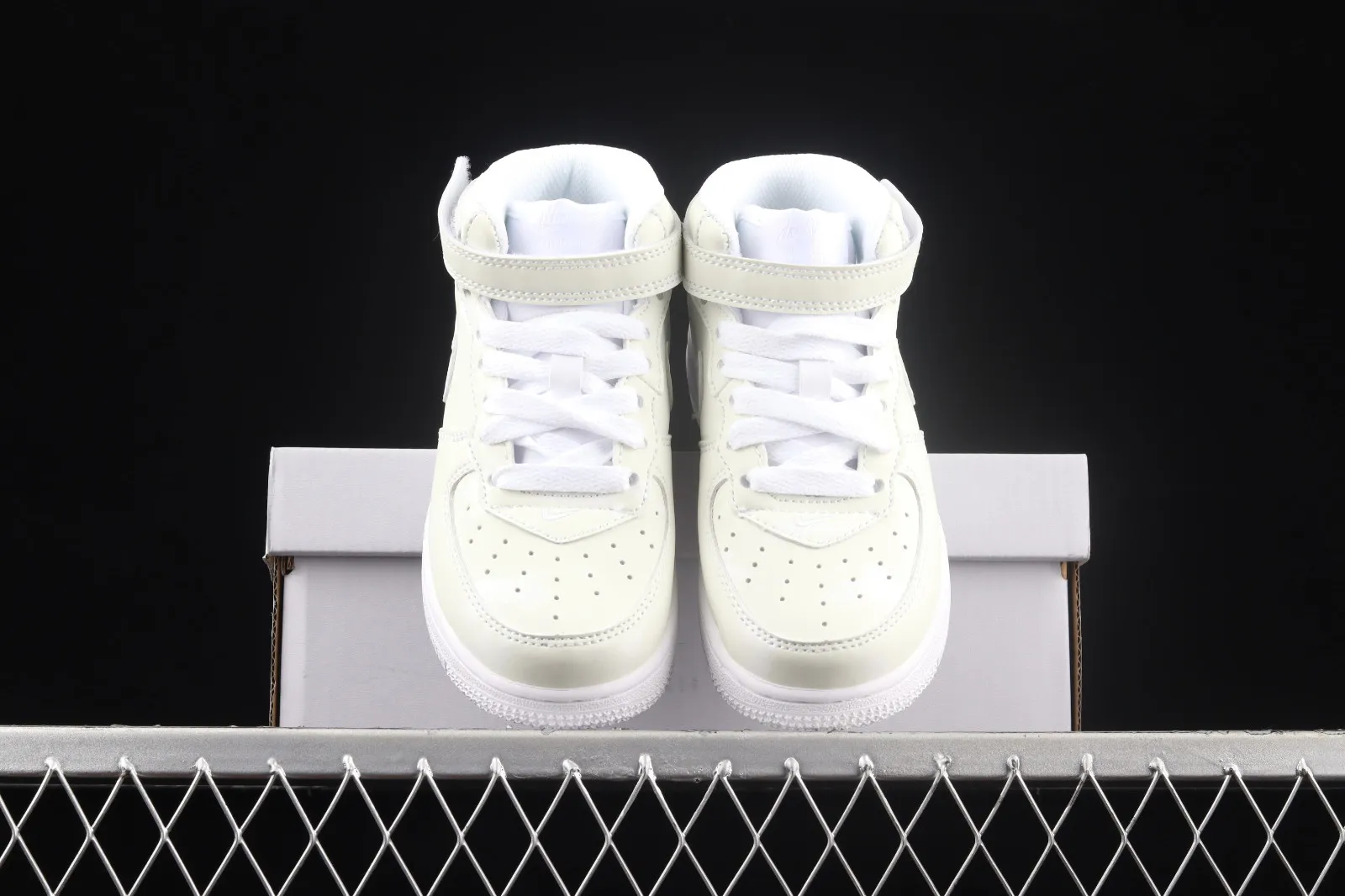 Nike Air Force 1 07 Mid White Blue Little Kids Shoes 314197-400